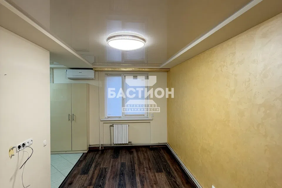 Продаётся 3-комнатная квартира, 56 м²
