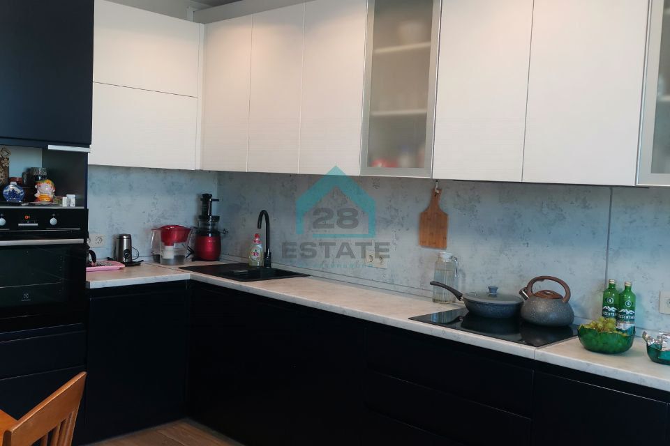 Продаётся 2-комнатная квартира, 64 м²