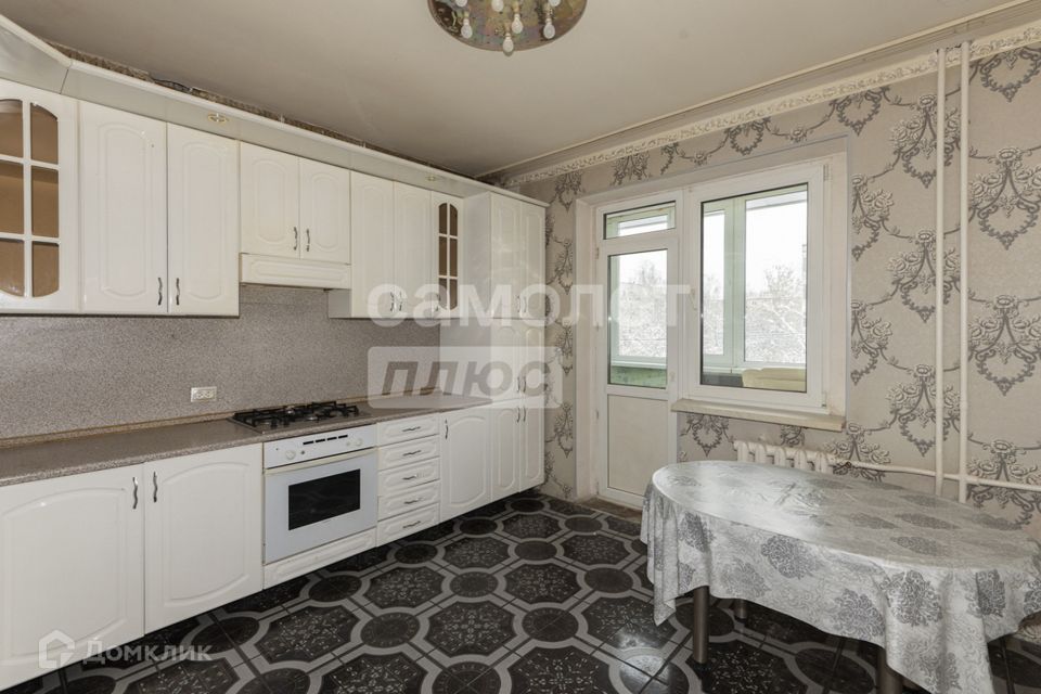 Продаётся 2-комнатная квартира, 65.7 м²