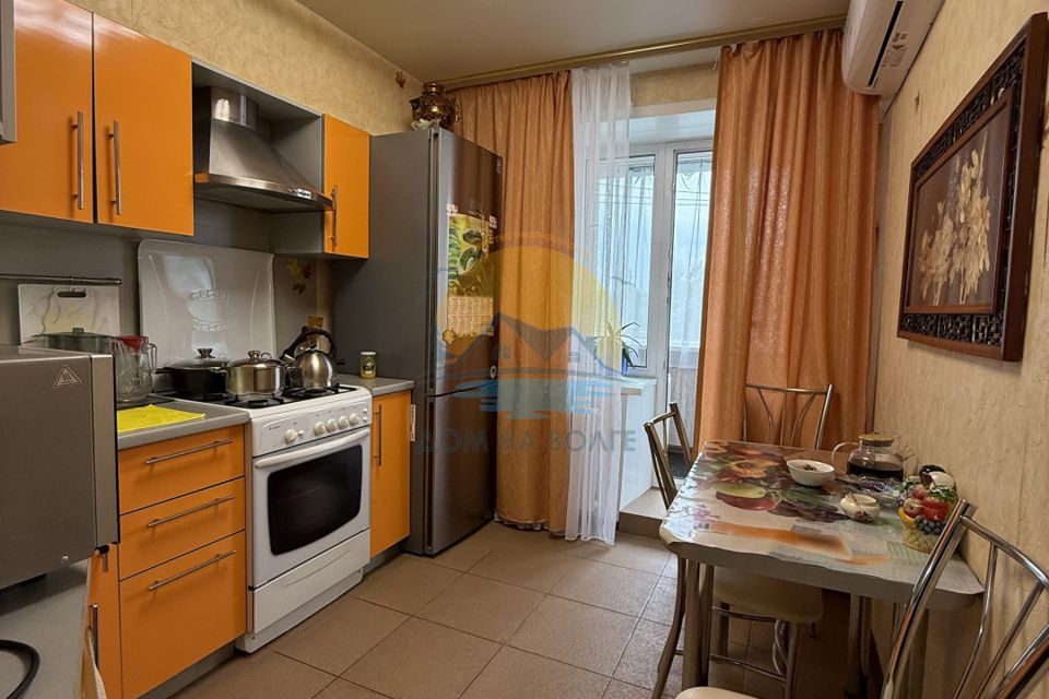 Продаётся 2-комнатная квартира, 49.7 м²