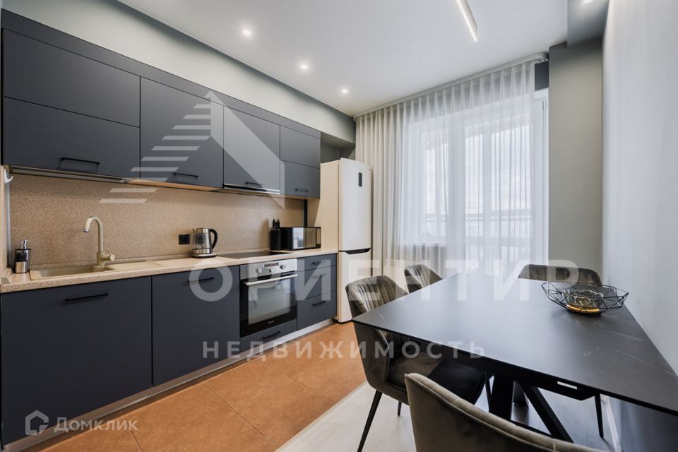 Продаётся 1-комнатная квартира, 42.2 м²