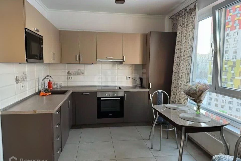 Продаётся 1-комнатная квартира, 46.3 м²