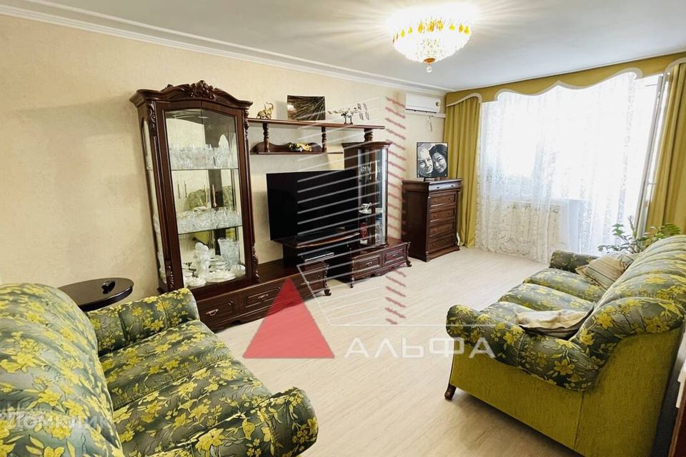 Продаётся 3-комнатная квартира, 65.2 м²
