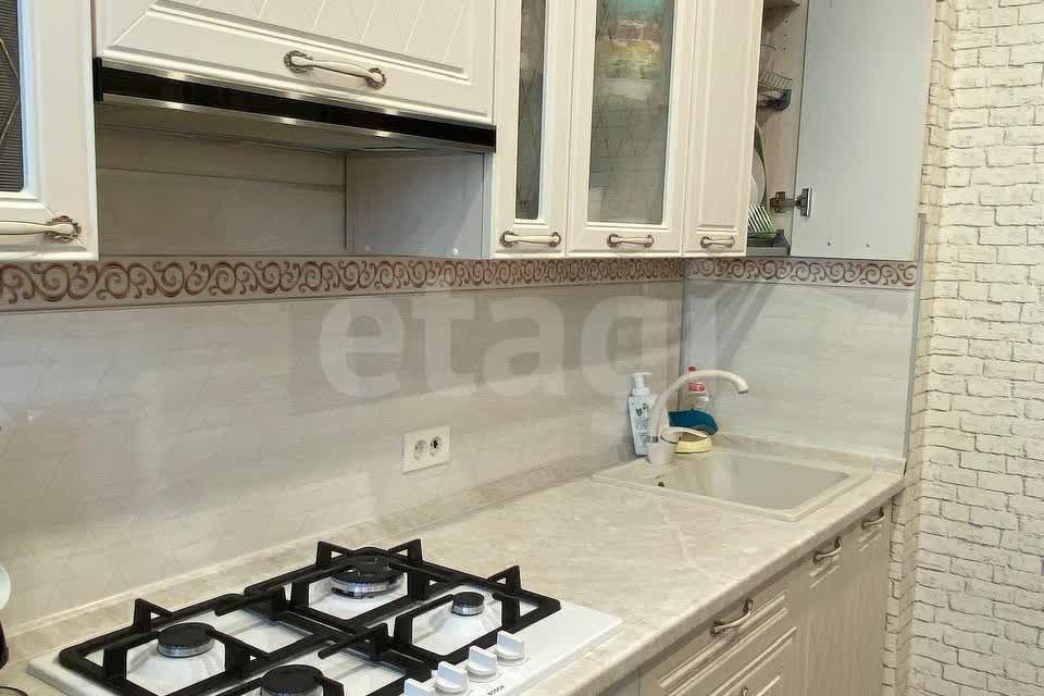 Продаётся 2-комнатная квартира, 49.8 м²