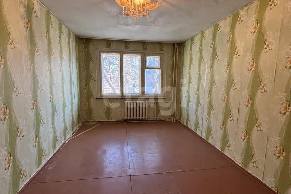 Продаётся комната в 3-комн. квартире, 17.4 м²
