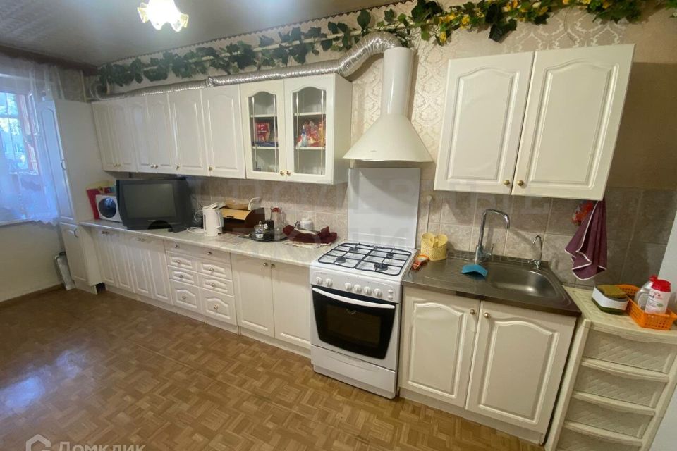 Продаётся 3-комнатная квартира, 104.6 м²