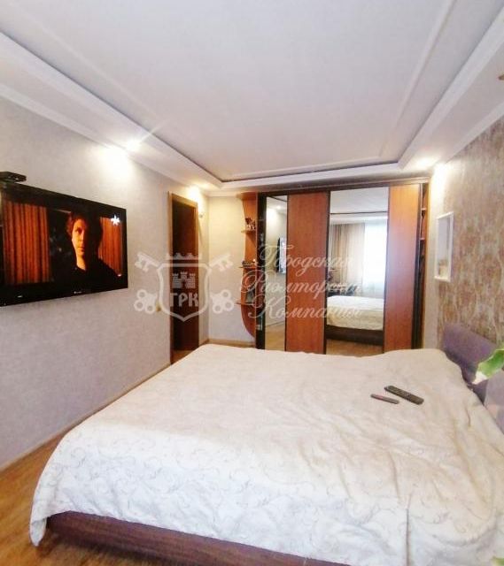 Продаётся 3-комнатная квартира, 112 м²