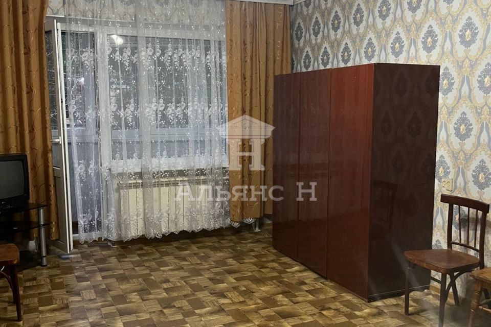 Сдаётся 1-комнатная квартира, 38 м²