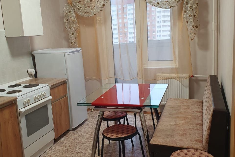 Сдаётся 3-комнатная квартира, 82 м²