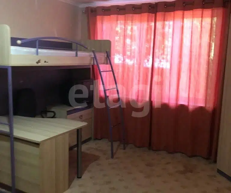 Продаётся 3-комнатная квартира, 87.6 м²
