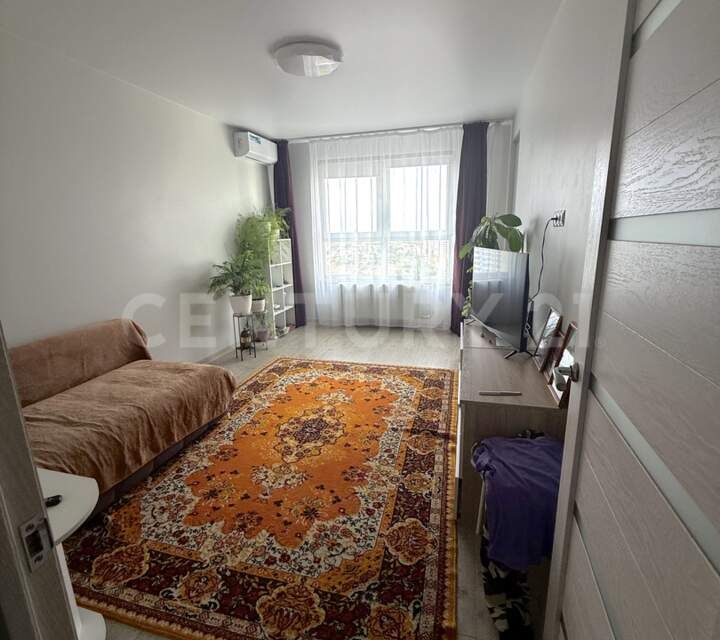 Продаётся 1-комнатная квартира, 35.6 м²