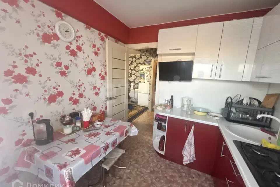 Продаётся 3-комнатная квартира, 58.3 м²