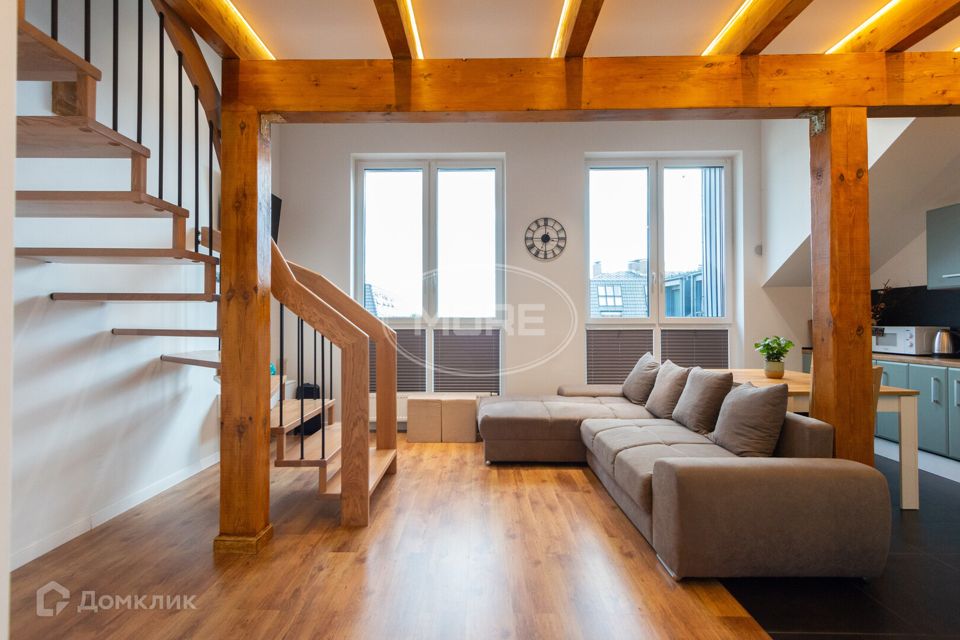 Продаётся 2-комнатная квартира, 65 м²