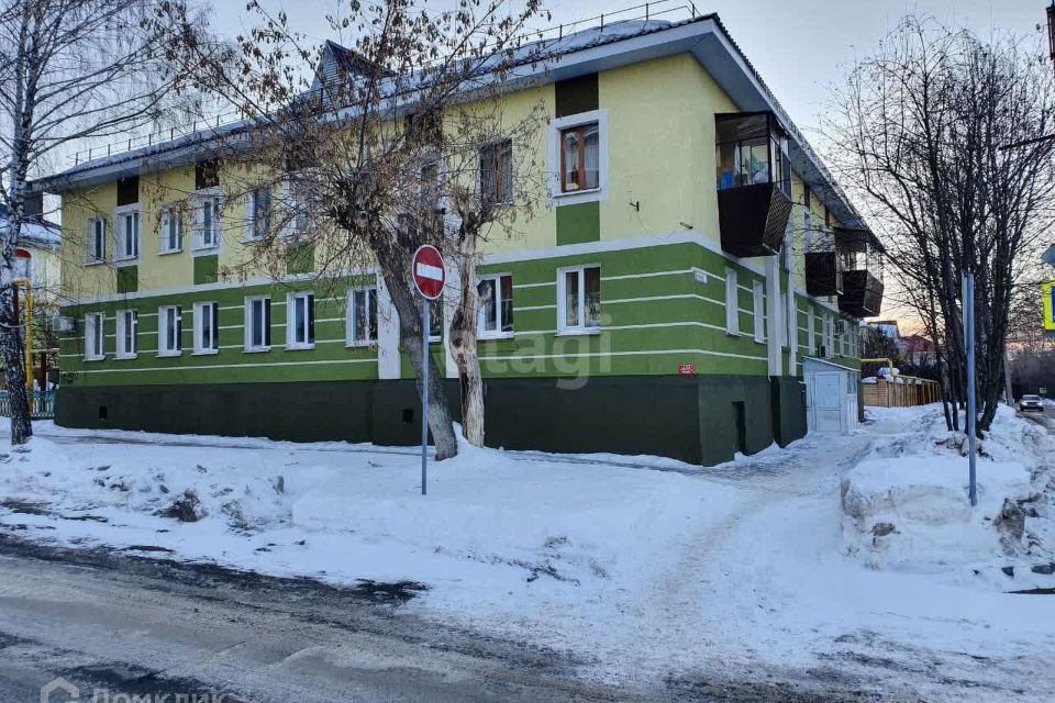 Продаётся 4-комнатная квартира, 96.5 м²