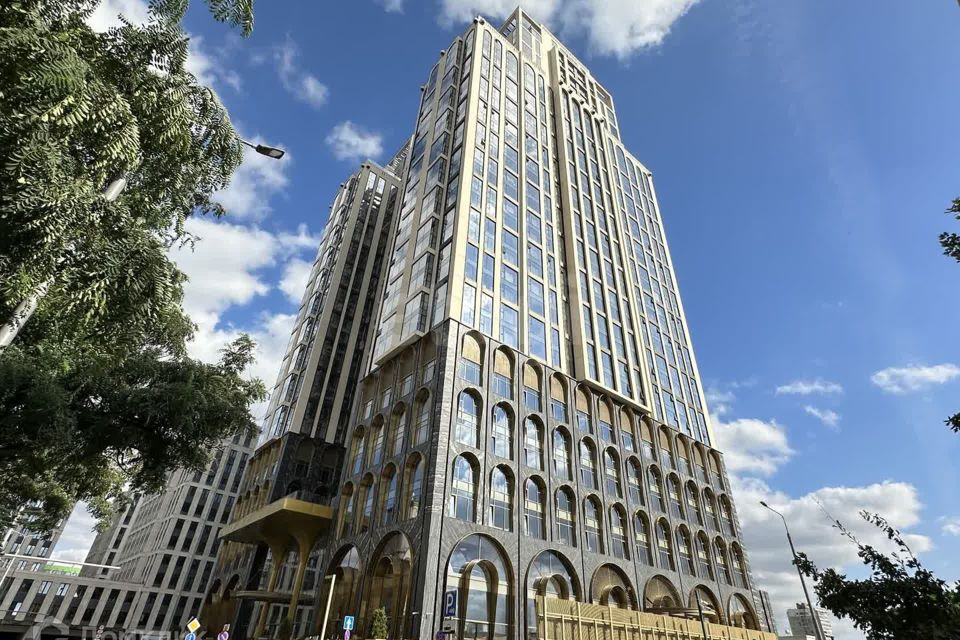 Продаётся 2-комнатная квартира, 64.4 м²
