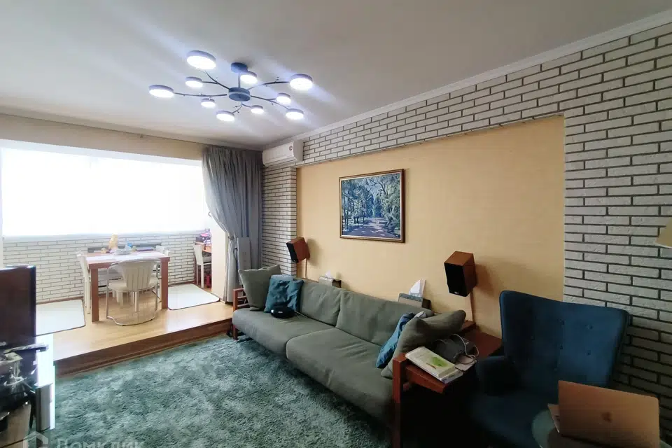 Продаётся 1-комнатная квартира, 45.5 м²