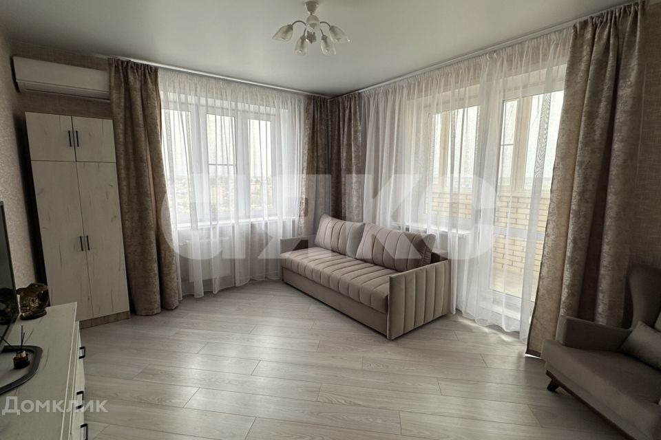 Сдаётся 2-комнатная квартира, 56 м²