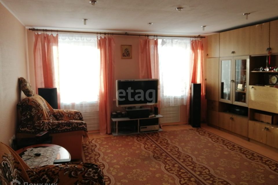 Продаётся 2-комнатная квартира, 71.3 м²