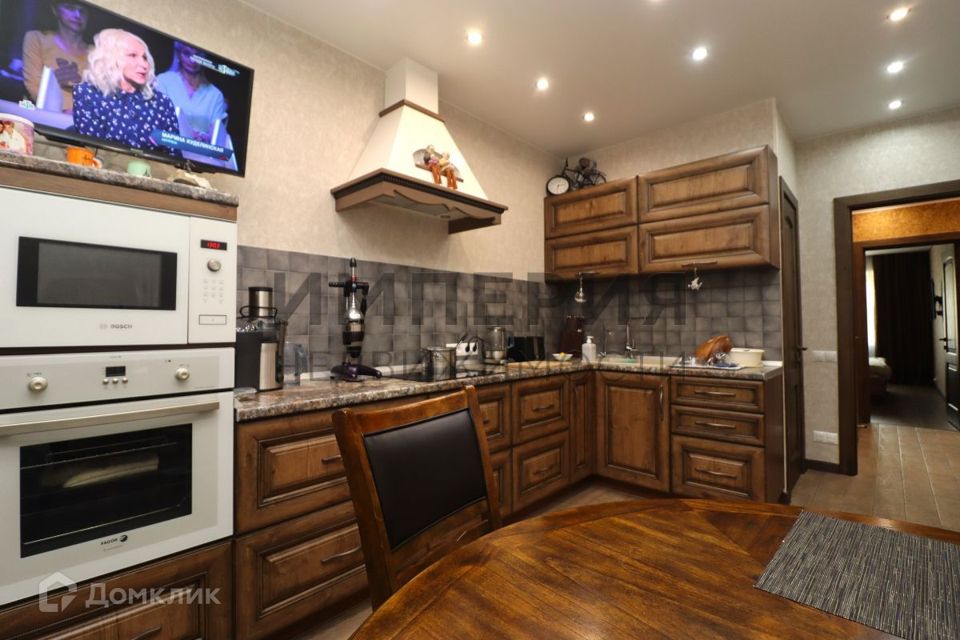 Продаётся 2-комнатная квартира, 64.4 м²