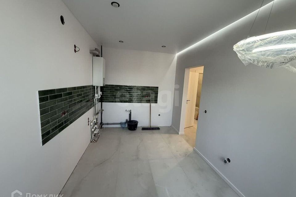 Продаётся 1-комнатная квартира, 43.4 м²