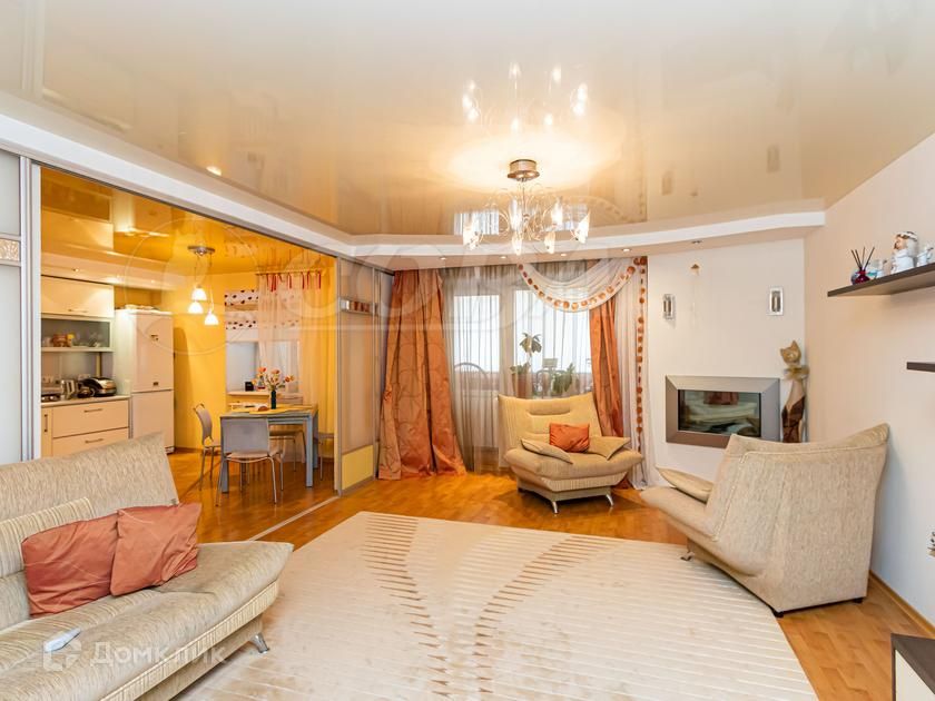 Продаётся 3-комнатная квартира, 114 м²