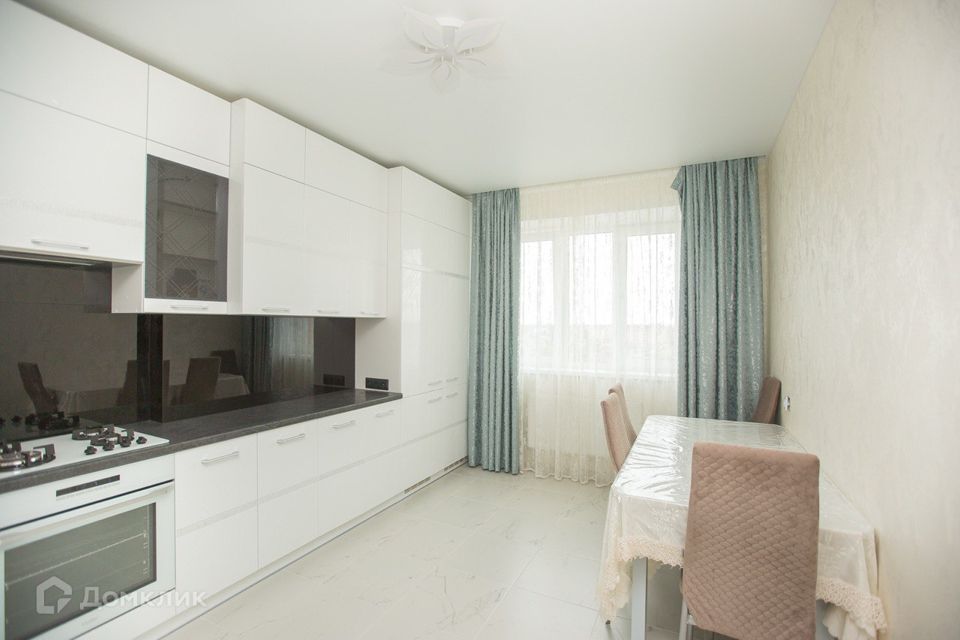Продаётся 1-комнатная квартира, 43.42 м²