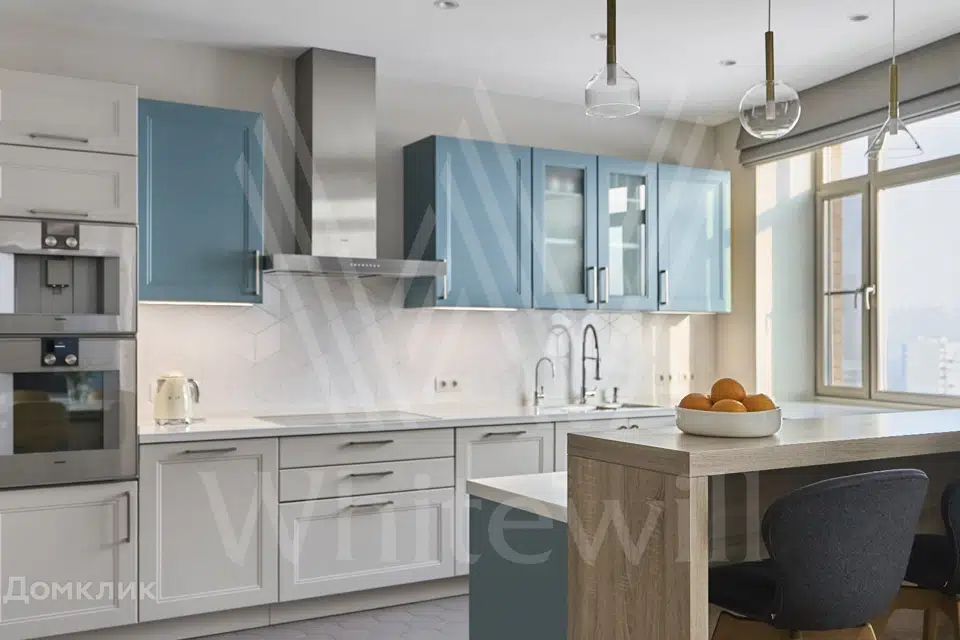 Продаётся 4-комнатная квартира, 127 м²
