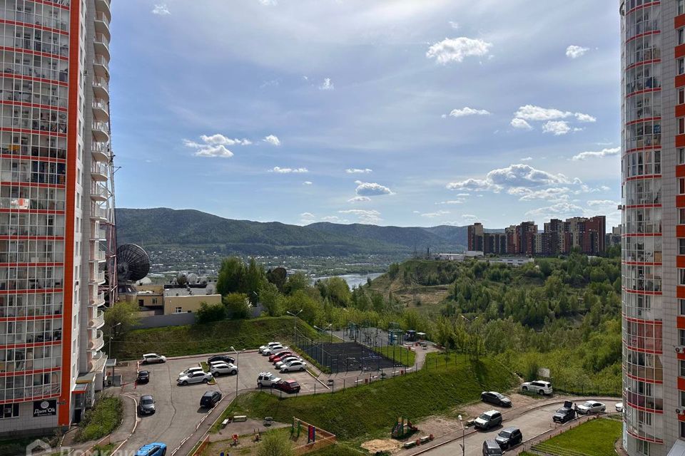 Продаётся 1-комнатная квартира, 38 м²