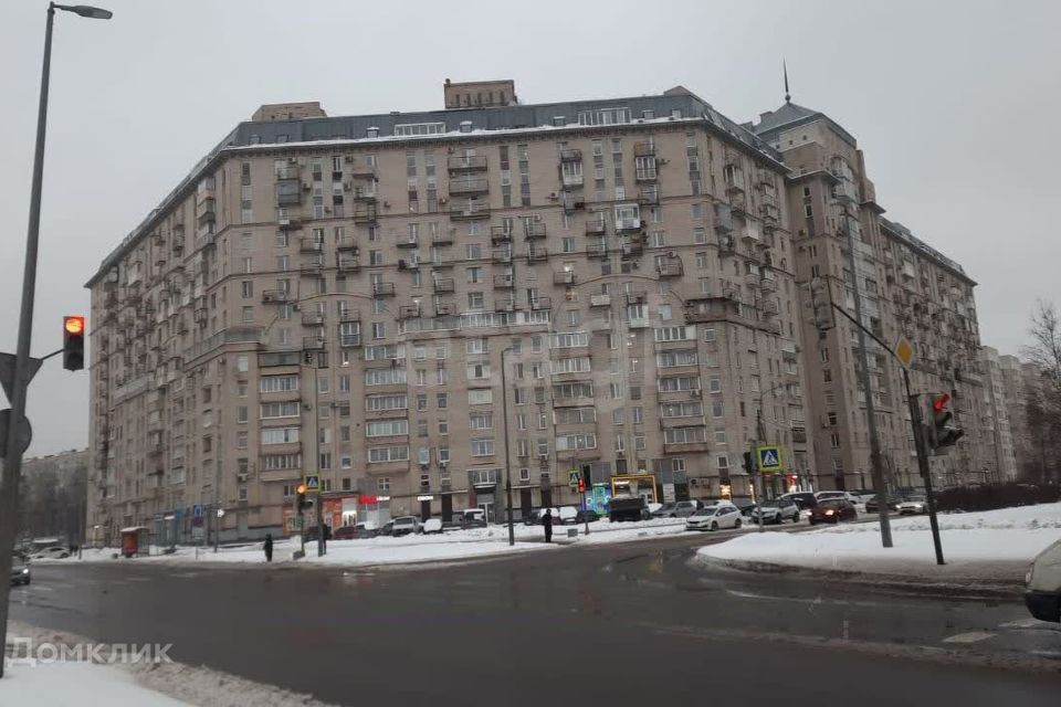 Продаётся 1-комнатная квартира, 43.2 м²