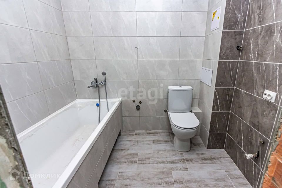 Продаётся 2-комнатная квартира, 59.4 м²