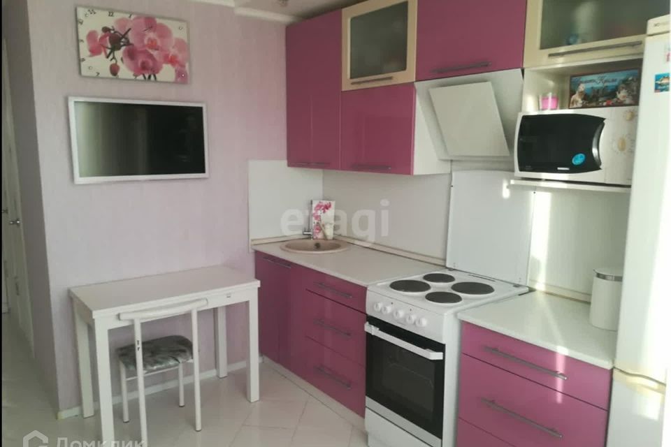 Сдаётся 1-комнатная квартира, 38 м²