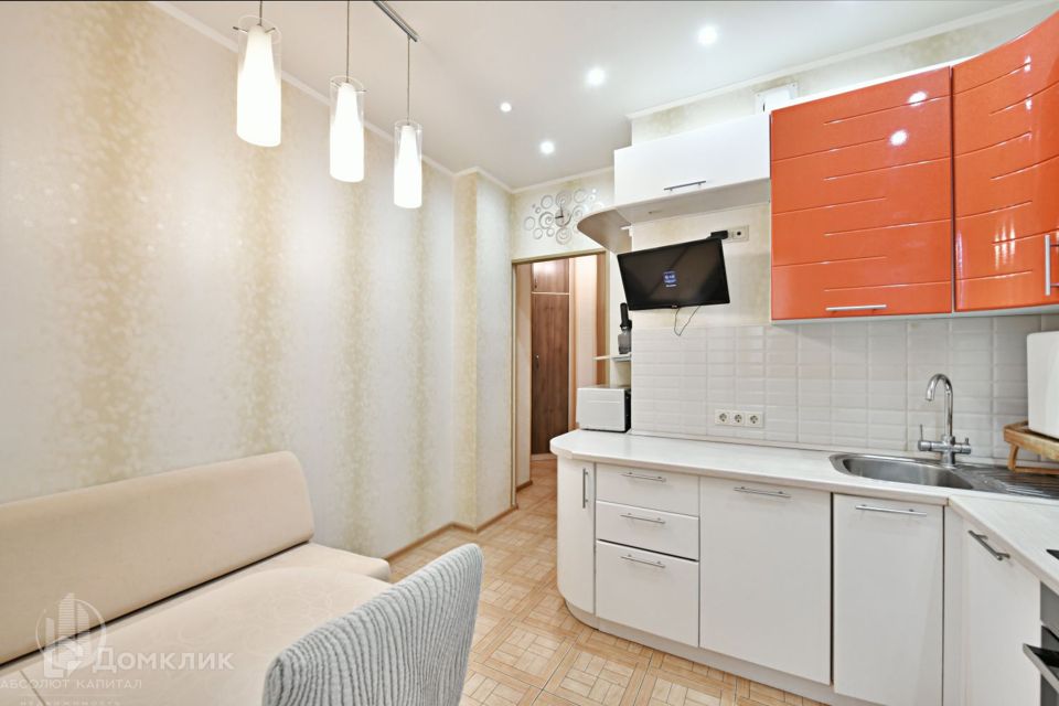 Продаётся 1-комнатная квартира, 37.7 м²