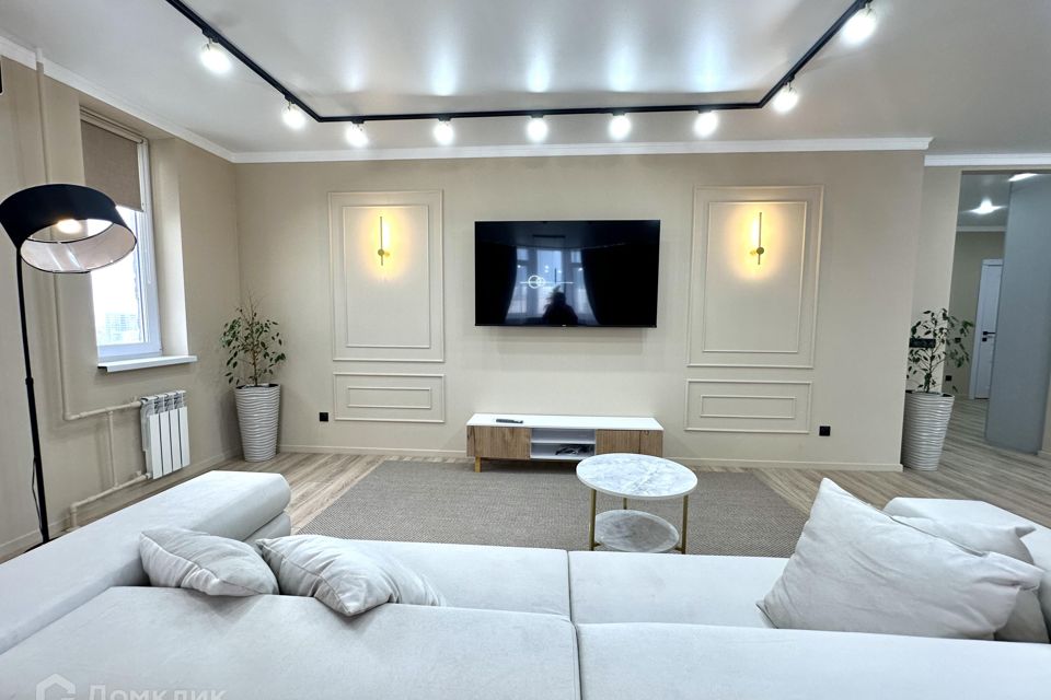 Продаётся 3-комнатная квартира, 103.2 м²