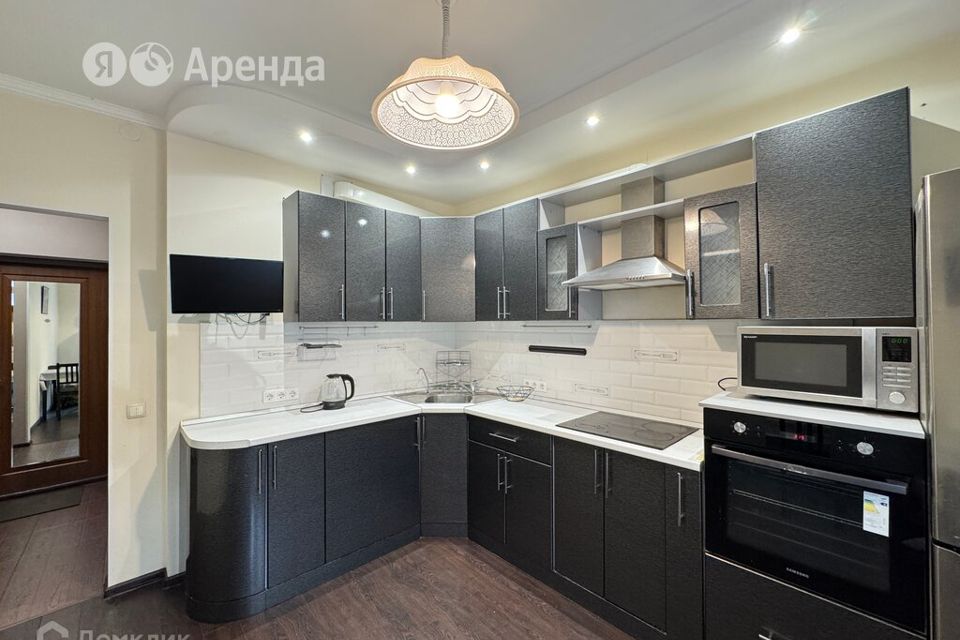 Сдаётся 1-комнатная квартира, 43 м²