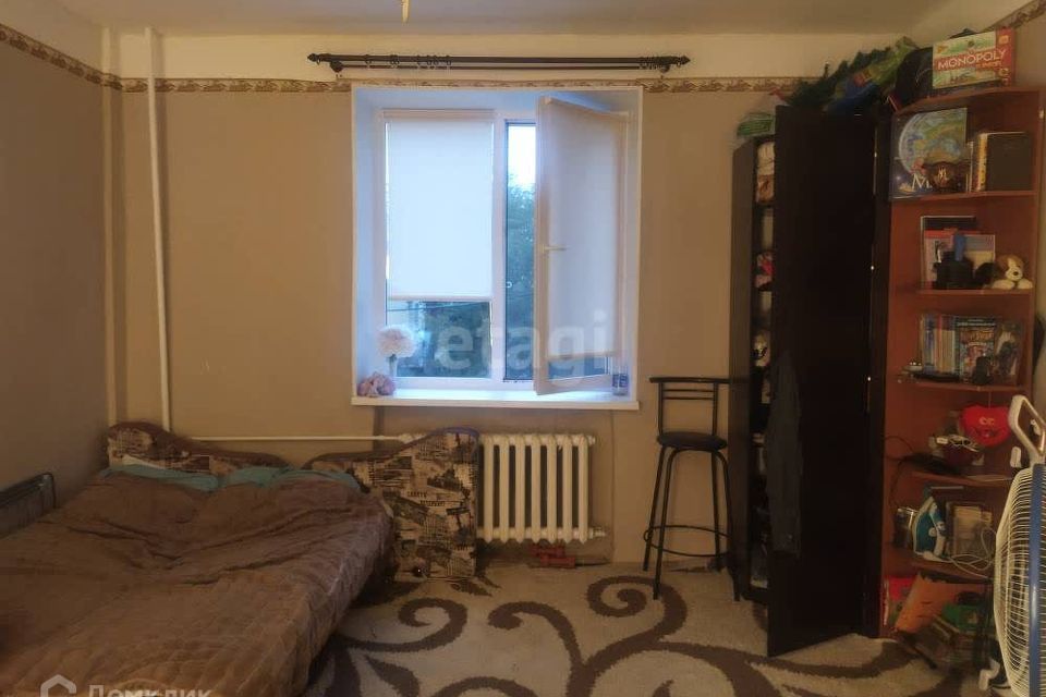 Продаётся комната в 3-комн. квартире, 20 м²