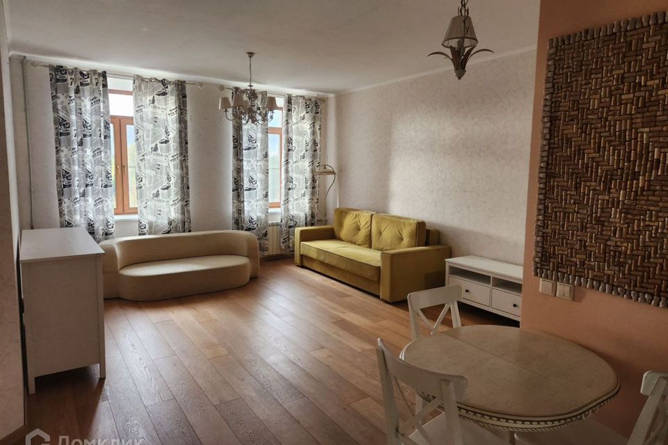 Сдаётся 2-комнатная квартира, 60 м²