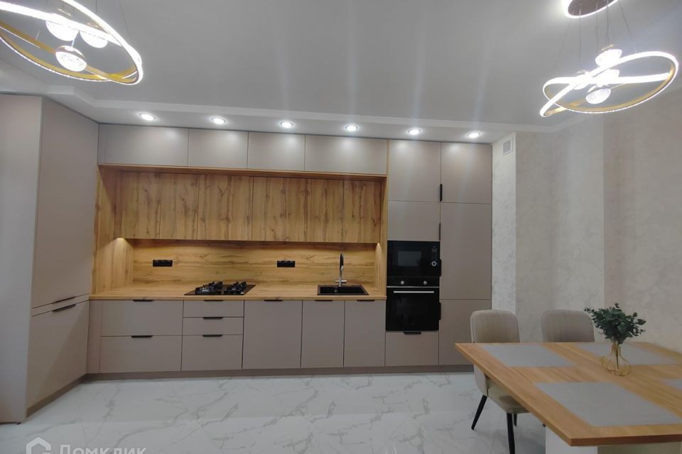 Продаётся 2-комнатная квартира, 64 м²