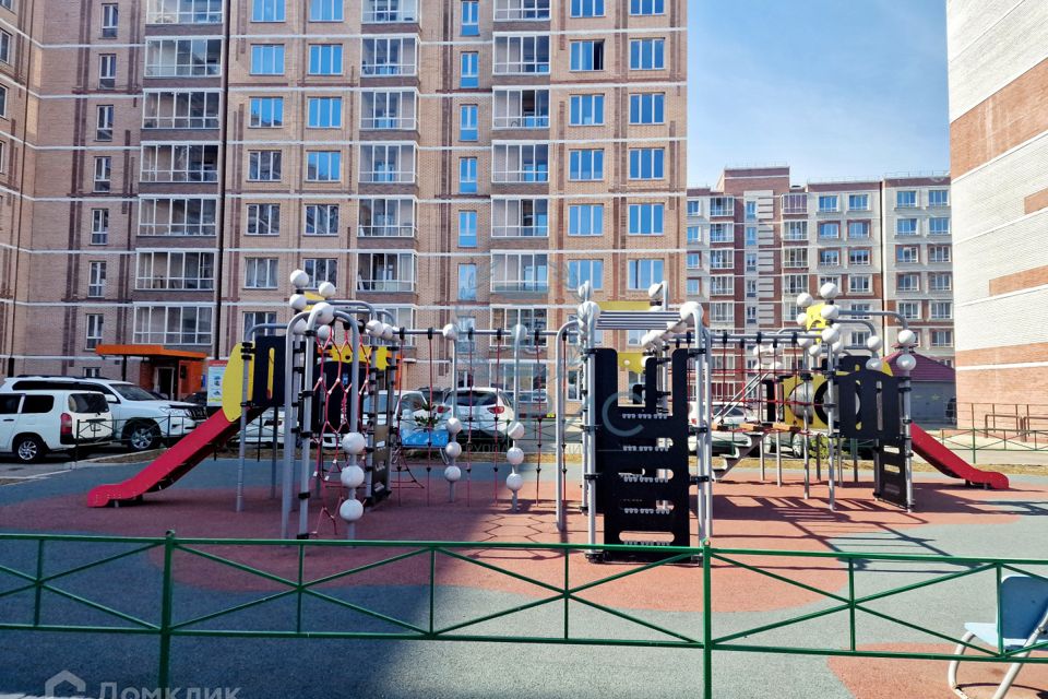 Продаётся 3-комнатная квартира, 57.2 м²