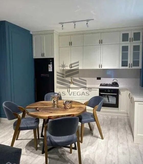 Сдаётся 2-комнатная квартира, 70 м²