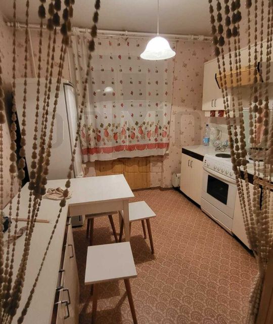 Сдаётся 2-комнатная квартира, 56 м²