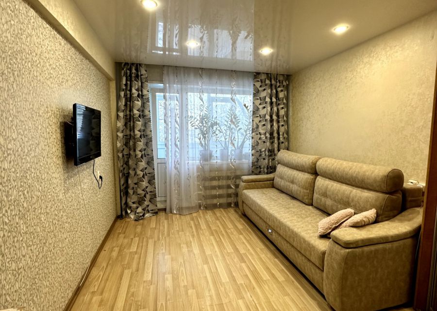 Продаётся 3-комнатная квартира, 58.1 м²