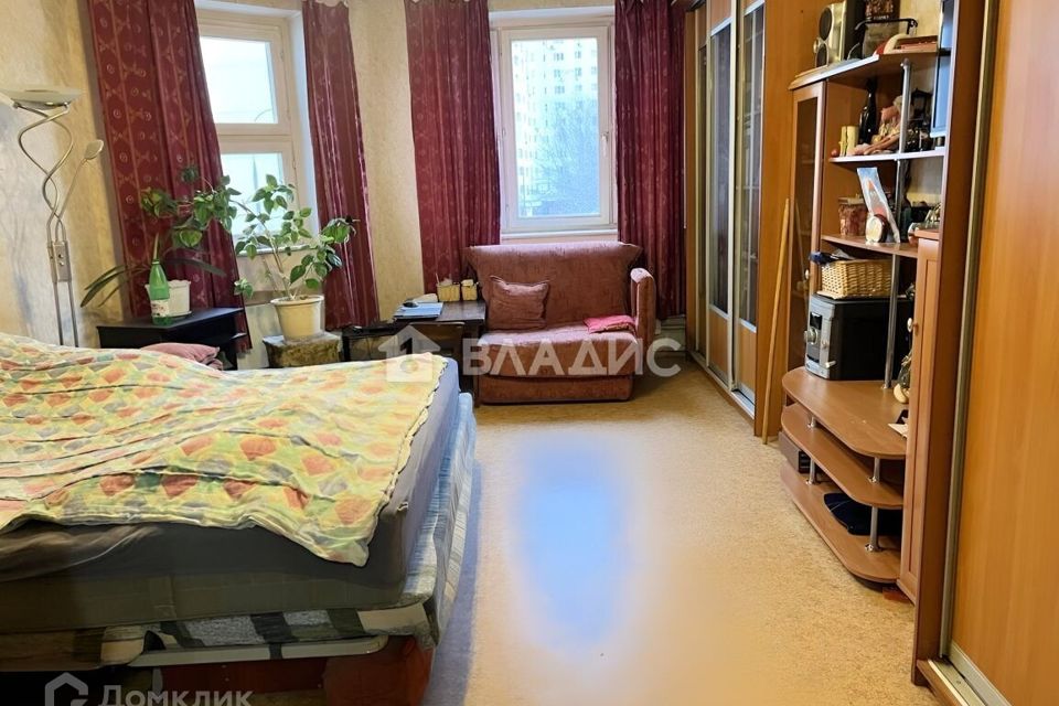Продаётся 2-комнатная квартира, 67.4 м²