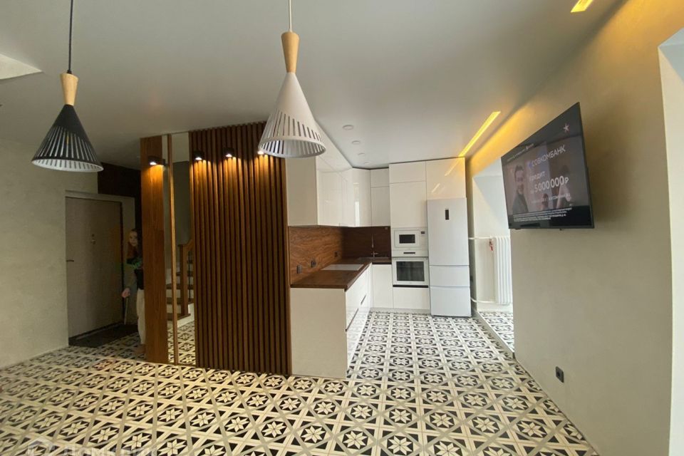 Продаётся 5-комнатная квартира, 128 м²