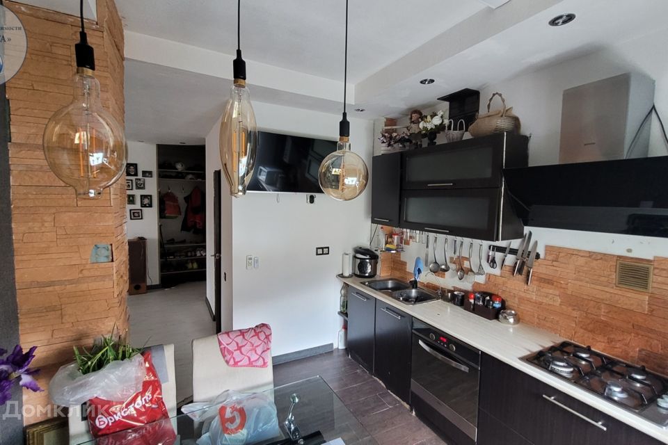 Продаётся 3-комнатная квартира, 58.6 м²