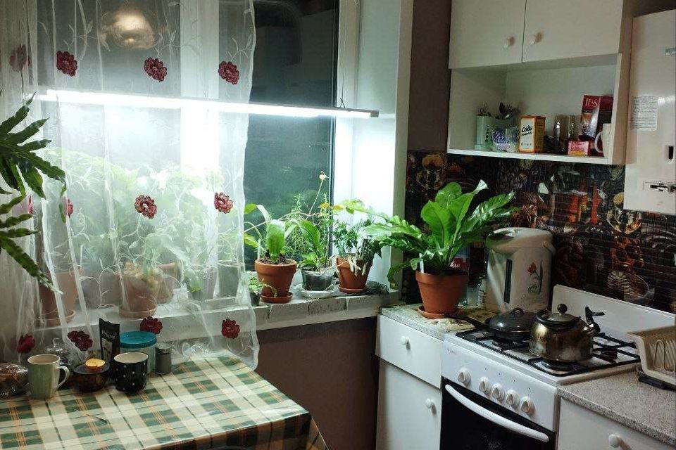 Продаётся 1-комнатная квартира, 41.7 м²