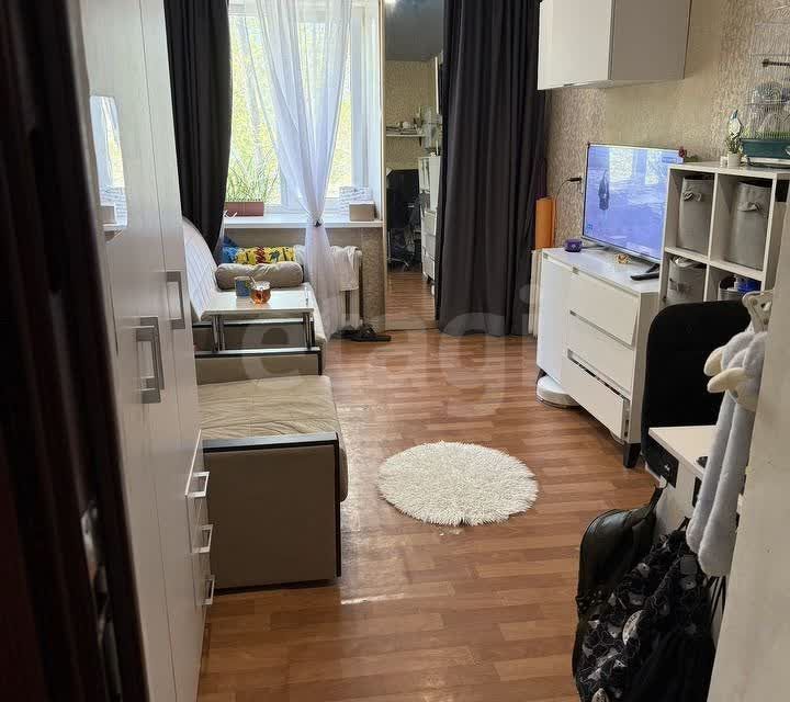 Продаётся комната в 1-комн. квартире, 12.9 м²