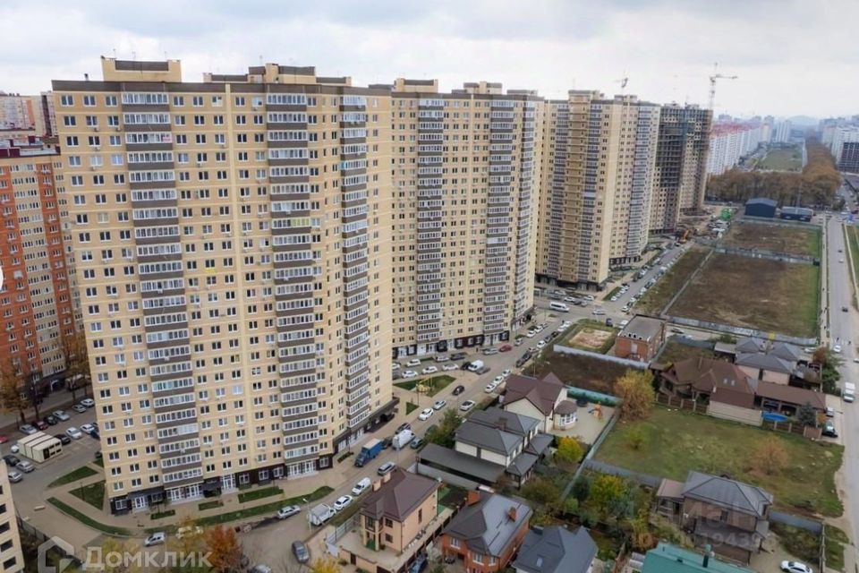 Продаётся 2-комнатная квартира, 65.5 м²
