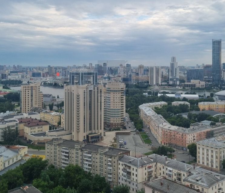 Продаётся 1-комнатная квартира, 37 м²