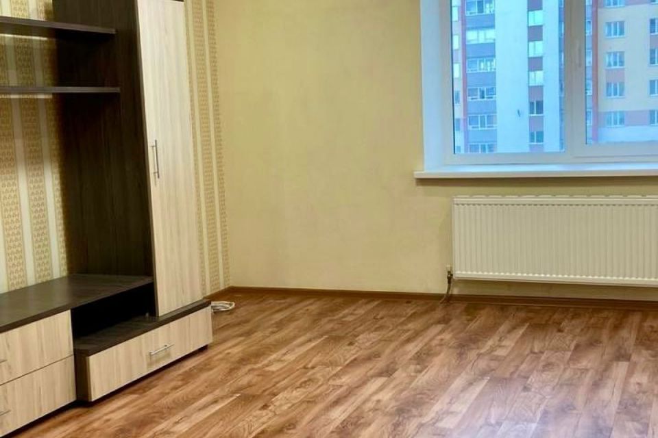 Продаётся 1-комнатная квартира, 35.4 м²