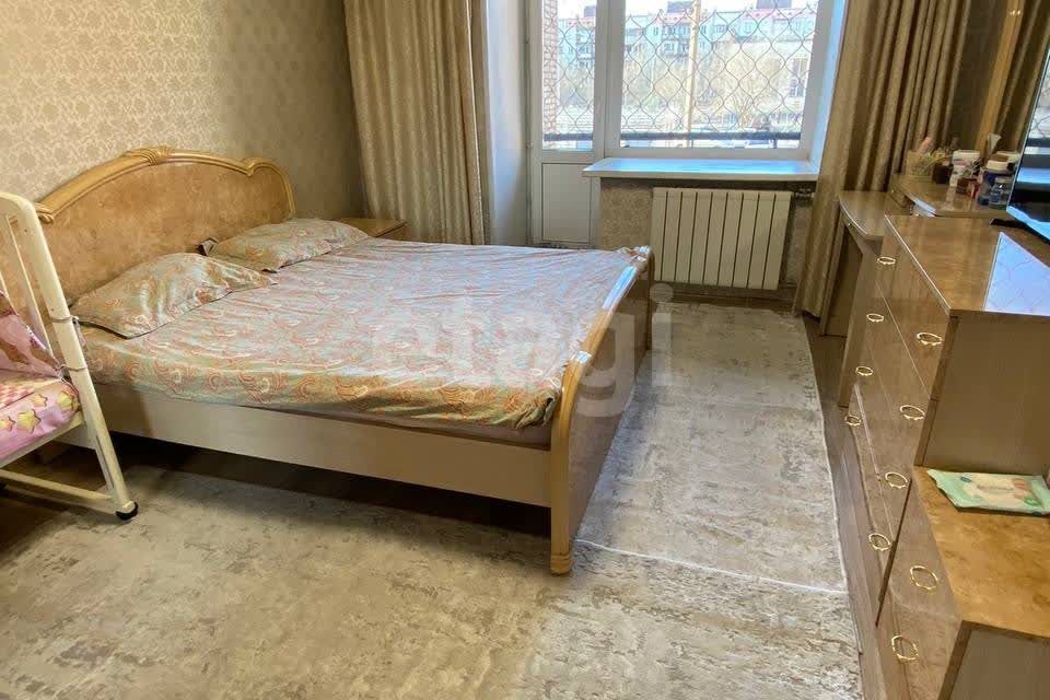 Продаётся 3-комнатная квартира, 79.9 м²